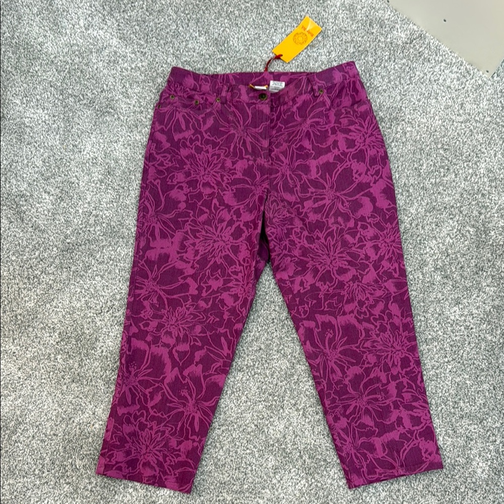 NWT Ruby Rd Tropical Paradise Hibiscus Floral Capri Pants sz 12